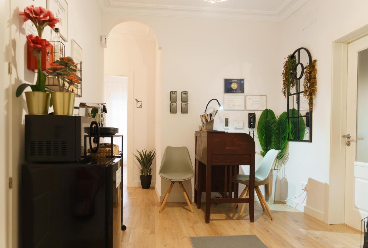 Pension Boutique La Urraca Negra Burgo エクステリア 写真